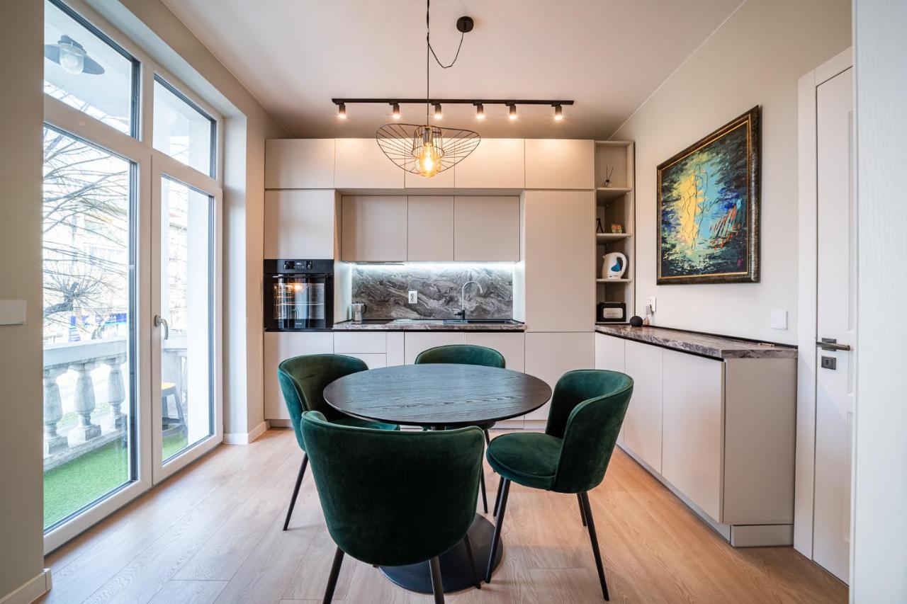 Smart Central Apartment Varna Exterior foto